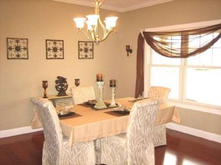 6810 Dining Room